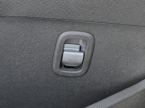 New 2026 Mercedes-Benz C 300 4MATIC Sedan image 35