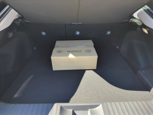 New 2026 Toyota Prius Plug-In Hybrid FWD image 26