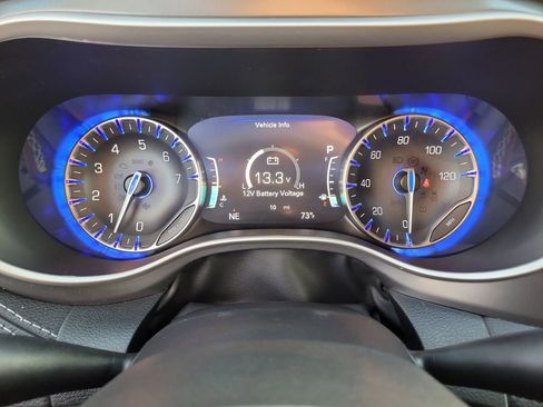 New 2026 Chrysler Pacifica Select FWD image 31