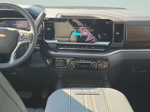 New 2026 Chevrolet Silverado 2500 High Country w/ High Country Premium Package AWD/4WD image 28