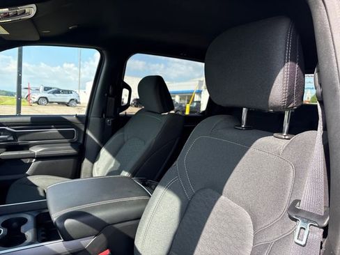 Used 2025 RAM 1500 Big Horn AWD/4WD image 9