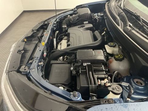 Certified 2024 Chevrolet Equinox Premier image 24