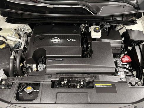 Used 2023 Nissan Murano SV w/ Cargo Package AWD/4WD image 11