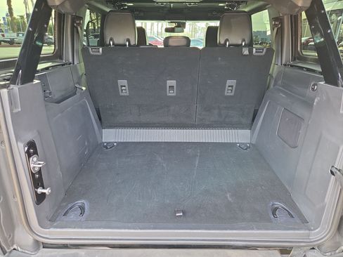 Used 2024 Ford Bronco Wildtrak AWD/4WD image 33