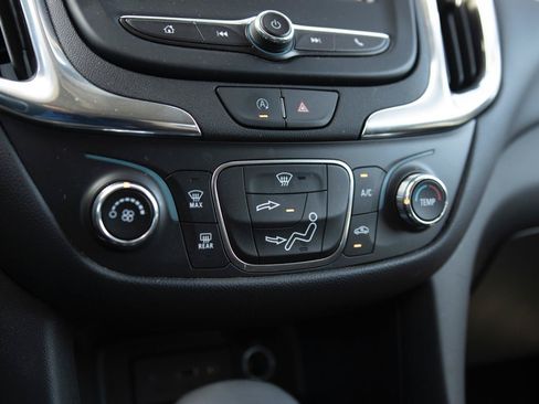 Used 2023 Chevrolet Equinox LT AWD/4WD image 9