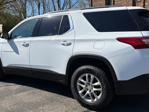 Used 2020 Chevrolet Traverse LT w/ Driver Confidence II Package AWD/4WD image 6
