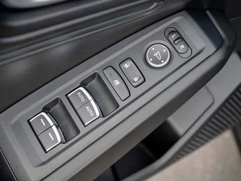 Used 2024 Honda Accord LX image 19
