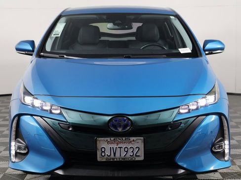 Used 2019 Toyota Prius Prime Advanced w/ Carpet Mat Package image 2