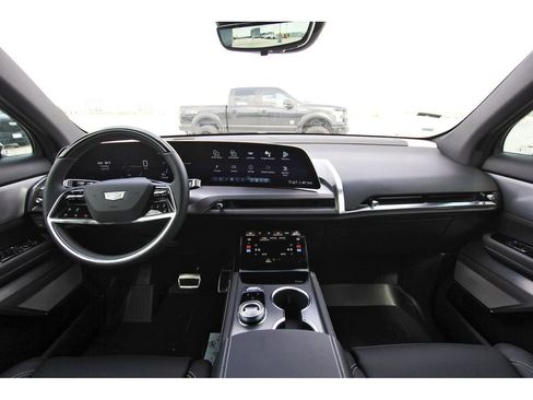 New 2026 Cadillac Vistiq Sport AWD/4WD image 9