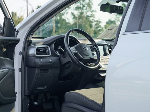 Used 2020 Kia Sorento S FWD image 20