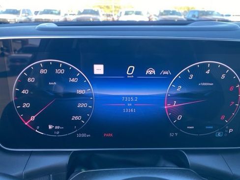 Used 2025 Mercedes-Benz GLC 300 4MATIC image 20