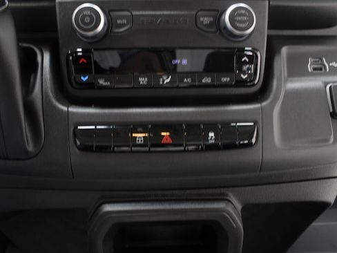 Used 2025 RAM ProMaster 2500 w/ Storage Group image 6