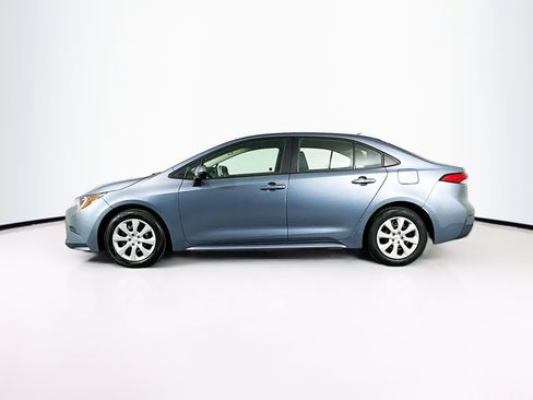 Used 2024 Toyota Corolla LE image 4