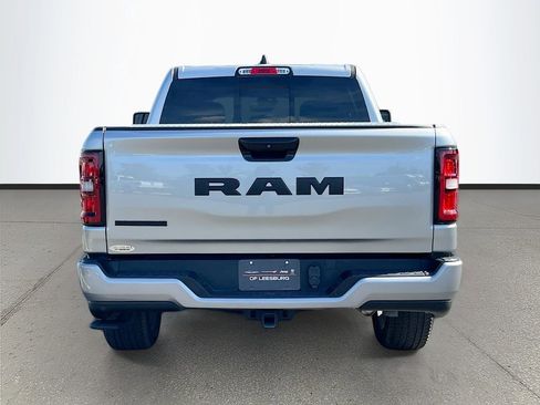 Used 2025 RAM 1500 Big Horn RWD image 6