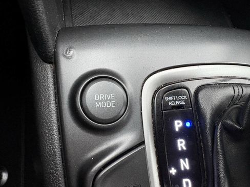 Used 2018 Hyundai Kona SEL w/ SEL Tech Package 02 FWD image 28