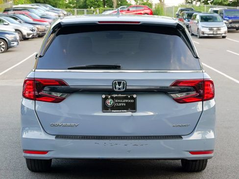 Used 2023 Honda Odyssey Sport image 6