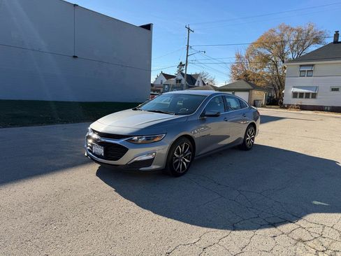 Used 2024 Chevrolet Malibu RS FWD image 3