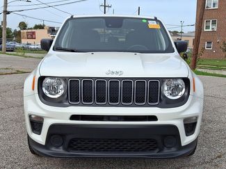 Used 2023 Jeep Renegade Latitude video 2