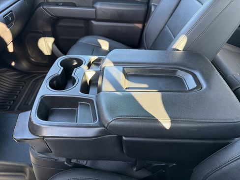 Used 2021 Chevrolet Silverado 2500 W/T image 19