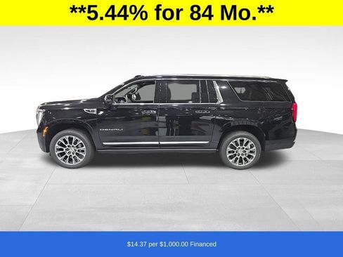 New 2026 GMC Yukon XL Denali w/ Denali Reserve Package AWD/4WD image 4