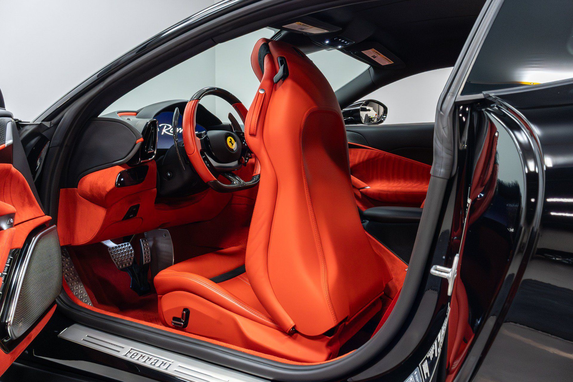 Used 2022 Ferrari Roma RWD image 38