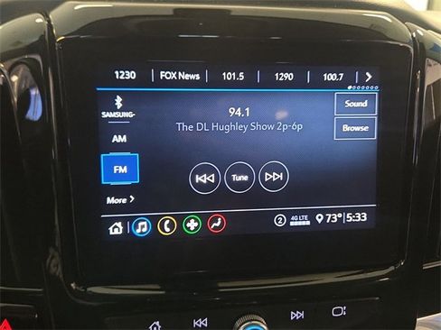 Used 2021 Chevrolet Traverse LT image 16