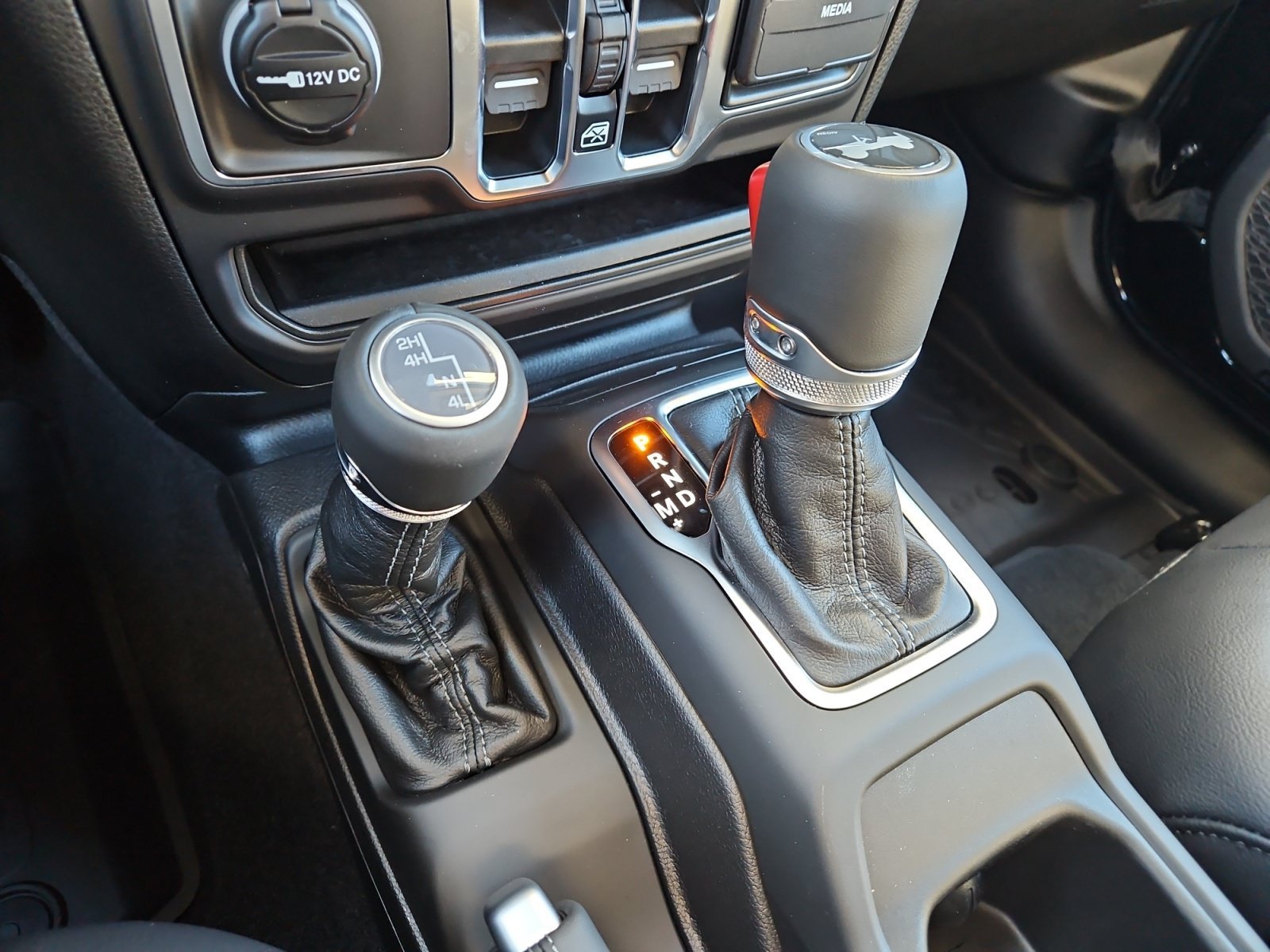 New 2027 Jeep Wrangler Unlimited Sahara AWD/4WD image 26