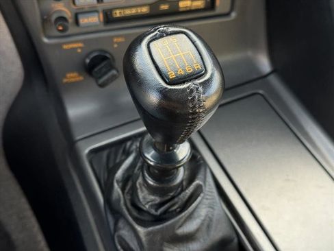 Used 1990 Chevrolet Corvette ZR-1 RWD image 23