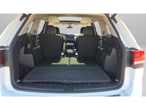 Used 2024 Volkswagen Atlas Peak Edition SEL image 14