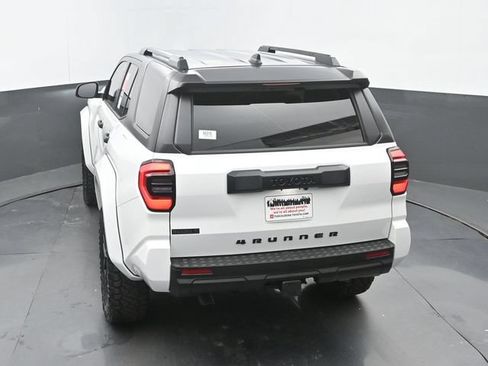 New 2026 Toyota 4Runner SR5 AWD/4WD image 29