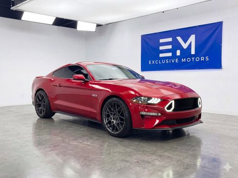 Used 2020 Ford Mustang GT RWD image 1