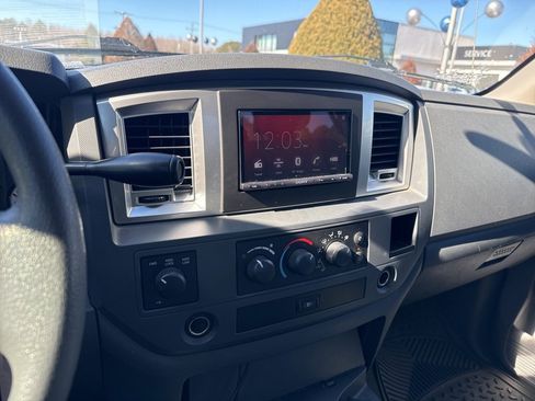 Used 2007 Dodge Ram 1500 Truck SLT image 11