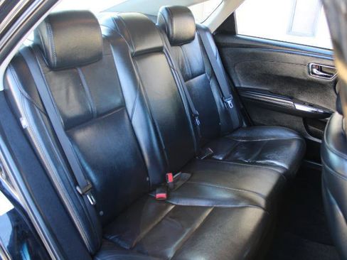 Used 2016 Toyota Avalon XLE Plus FWD image 13
