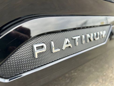 Used 2023 Toyota Tundra Platinum image 31