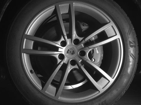 Certified 2024 Porsche Cayenne AWD/4WD image 9