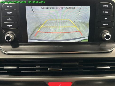 Used 2021 Kia Telluride LX AWD/4WD image 17