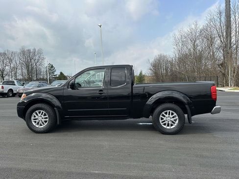 Used 2014 Nissan Frontier SV image 20