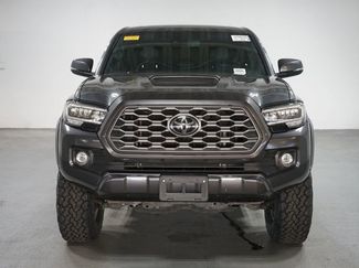 Certified 2022 Toyota Tacoma TRD Sport video 2