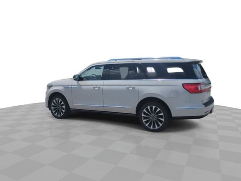 Used 2021 Lincoln Navigator L Reserve AWD/4WD image 6