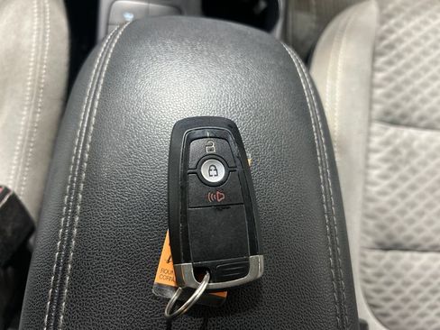 Used 2020 Ford Escape SE AWD/4WD image 30