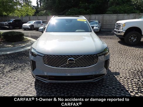 Certified 2026 Volvo XC90 B6 Plus AWD/4WD image 3