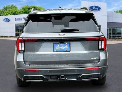 New 2026 Ford Explorer ST-Line w/ ST-Line Street Pack