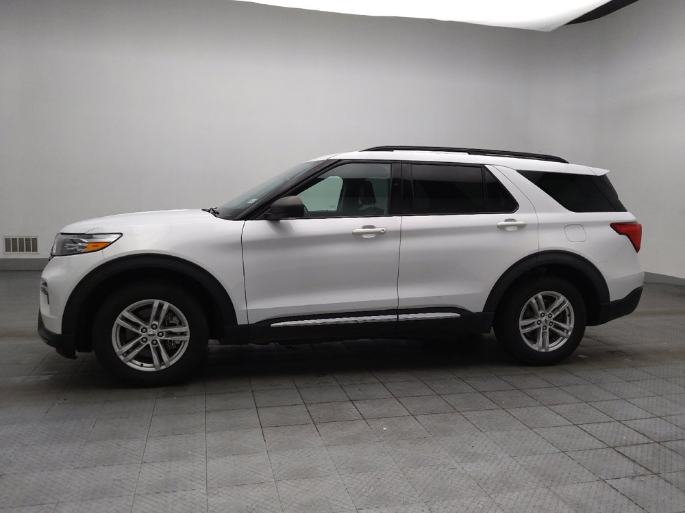 Used 2021 Ford Explorer XLT w/ Equipment Group 202A RWD image 2