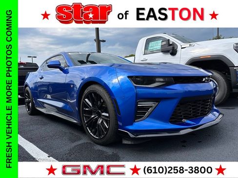Used 2018 Chevrolet Camaro SS RWD image 1