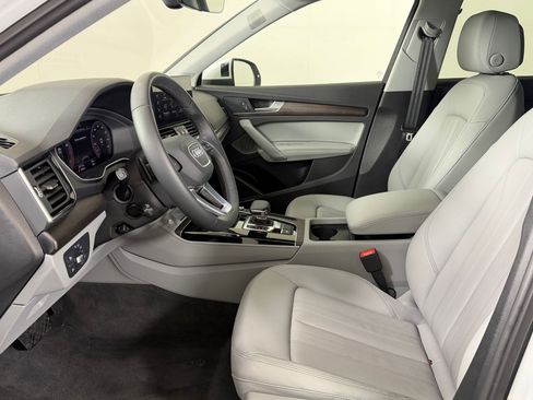 Certified 2023 Audi Q5 2.0T Premium Plus w/ Premium Plus Package AWD/4WD image 5