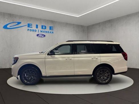 New 2027 Ford Expedition Platinum w/ Stealth Appearance Package AWD/4WD image 13