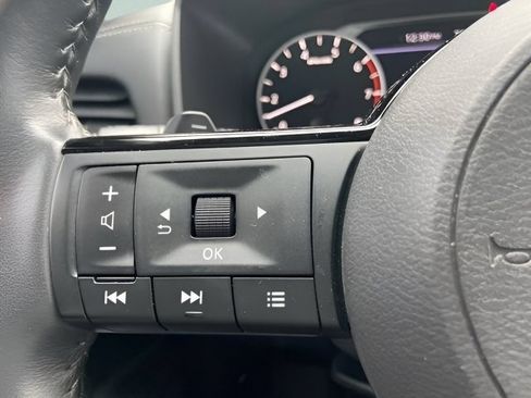 Used 2023 Nissan Rogue SV w/ SV Premium B Package AWD/4WD image 21