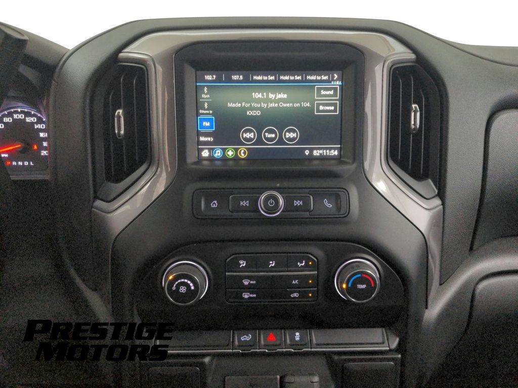 Used 2019 Chevrolet Silverado 1500 Custom w/ Custom Value Package AWD/4WD image 22