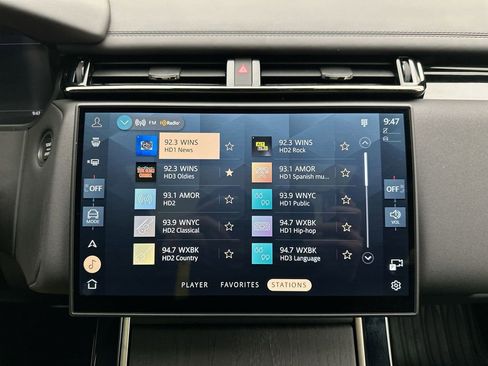 Certified 2026 Land Rover Range Rover Velar Dynamic SE AWD/4WD image 27
