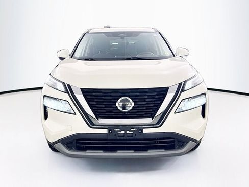 Used 2021 Nissan Rogue SV AWD/4WD image 2